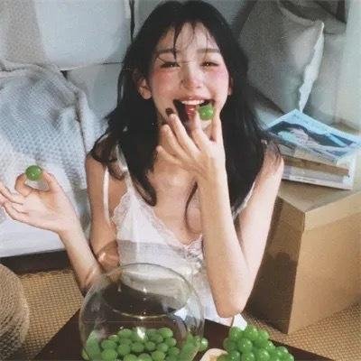 歌喉赞